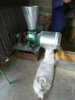 小麥打面機 廠家特價銷售小麥磨面機_糧食加工設(shè)備_食品專用機械_機械設(shè)備_供應(yīng)_食品商務(wù)中心_食品伙伴網(wǎng)